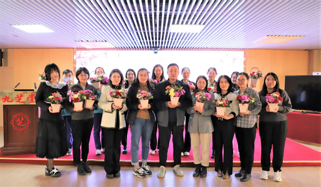 致敬巾帼力量 绽放魅力芳华 九芝堂集团组织开展系列三八妇女节庆?；疃?></div>
              <div   id=